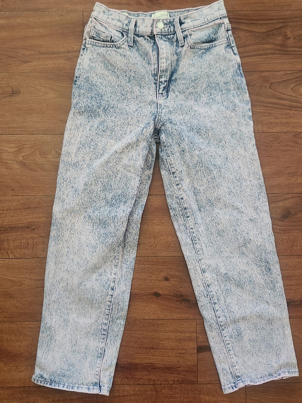 Woman Jeans Universal Thread High-Rise Acid Wash Jeans in Light Blue Size 2/26R